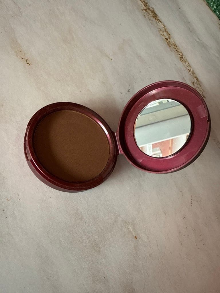 POLVO COMPACTO DAPHNE DARK BROWN
