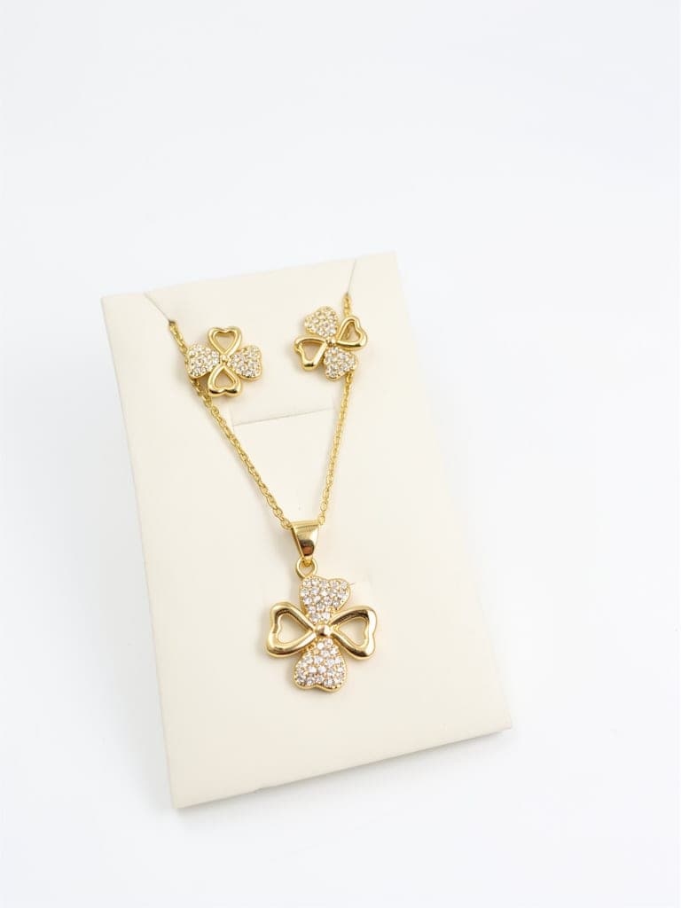 SET CADENA FLOR MAS ARETES
