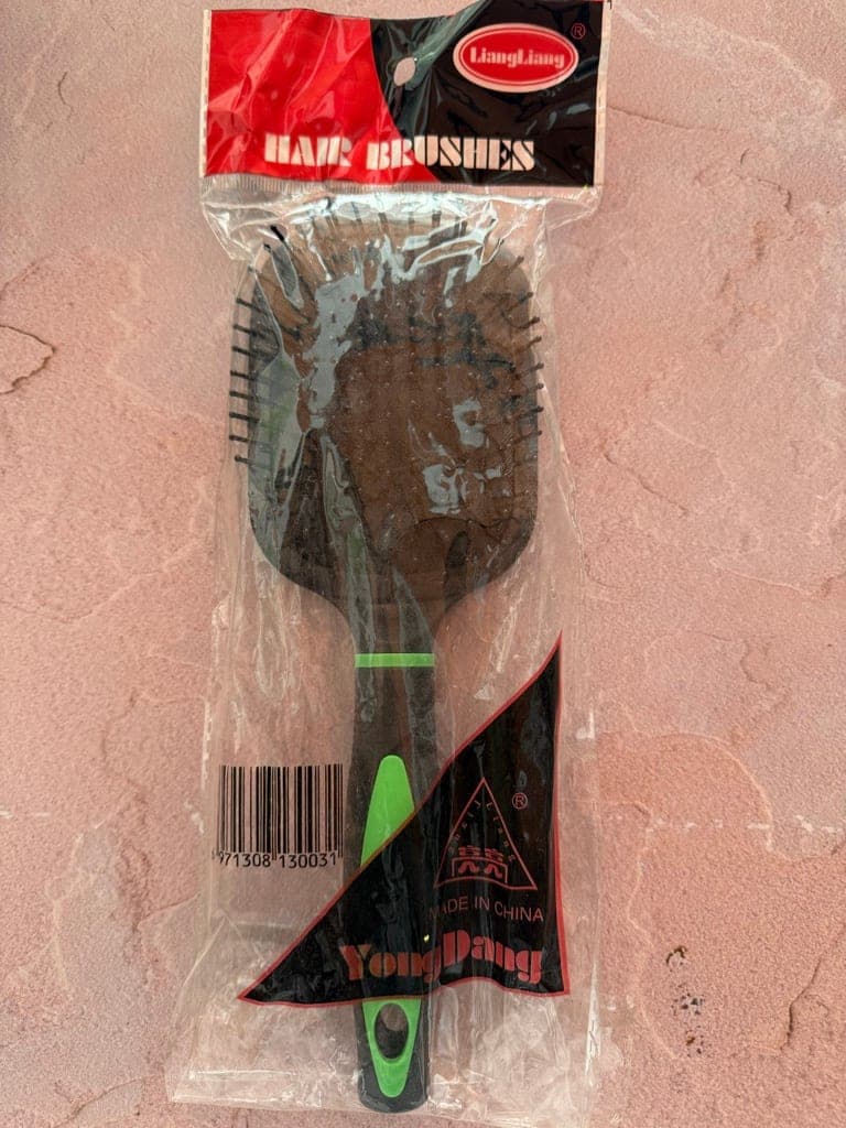 CEPILLO ALPARGATA NEGRO CON ESPEJO